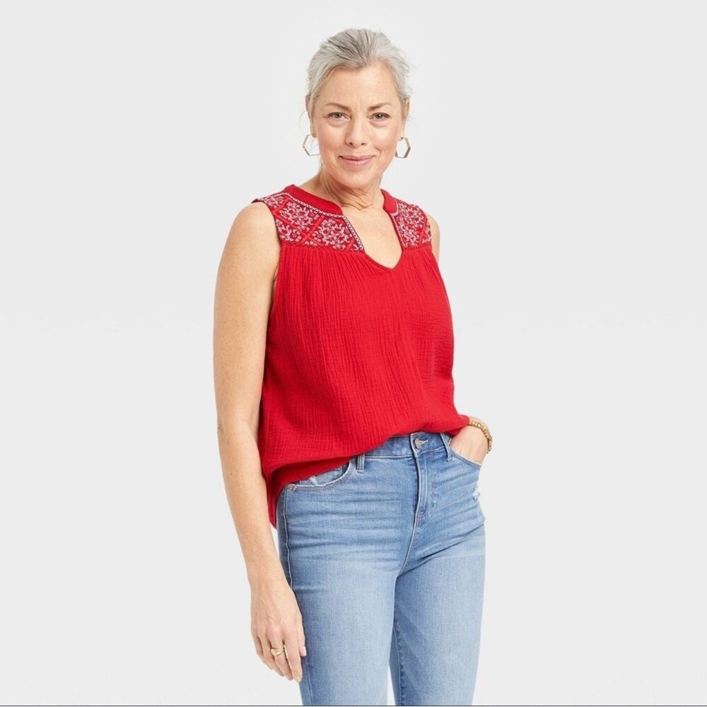 Knox Rose Women’s Sleeveless V-Notch Gauze Tank Top – Size XL